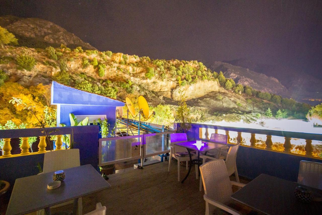 צ'פצ'אוונה Hotel Tarek מראה חיצוני תמונה