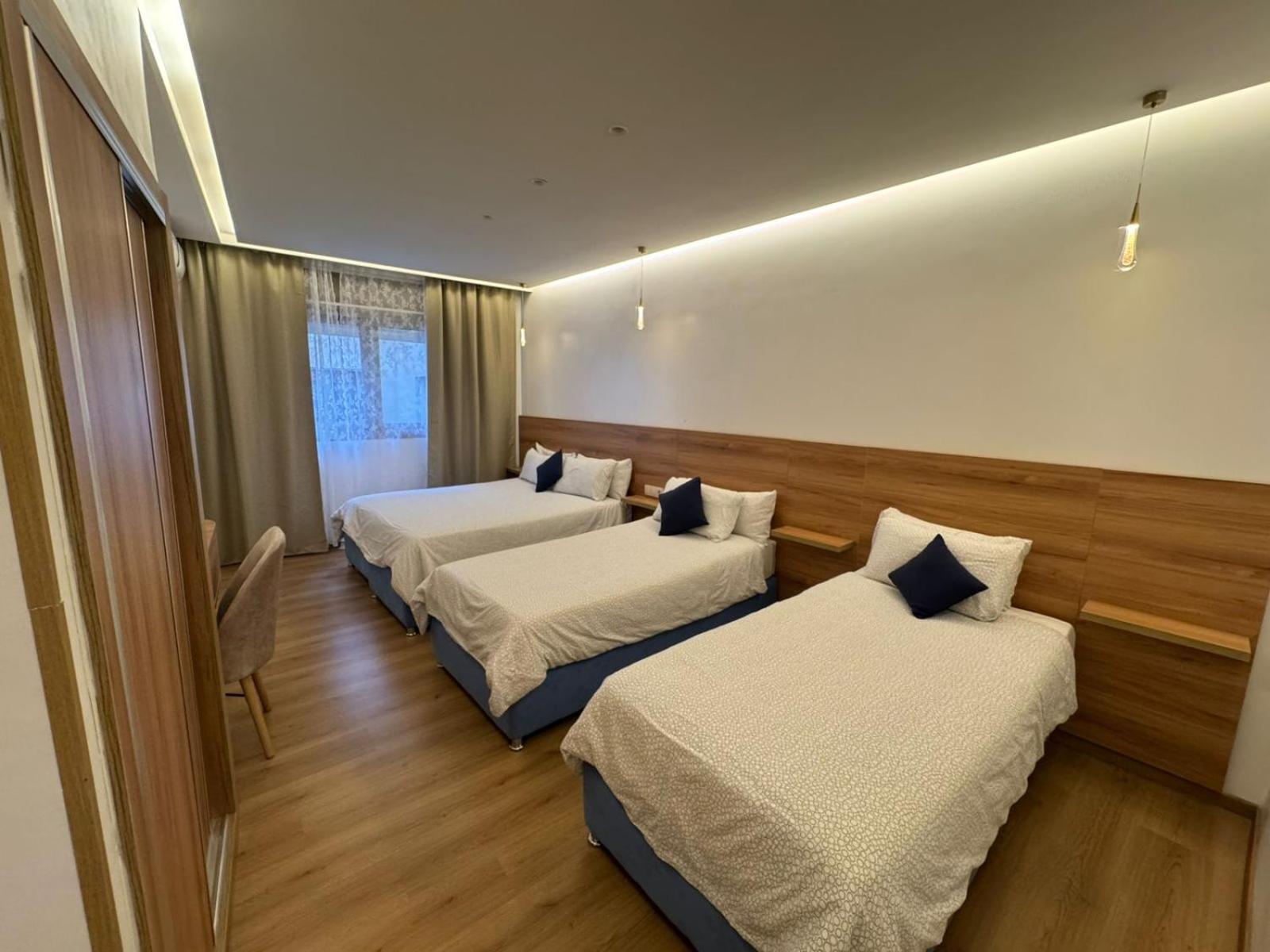 צ'פצ'אוונה Hotel Tarek מראה חיצוני תמונה