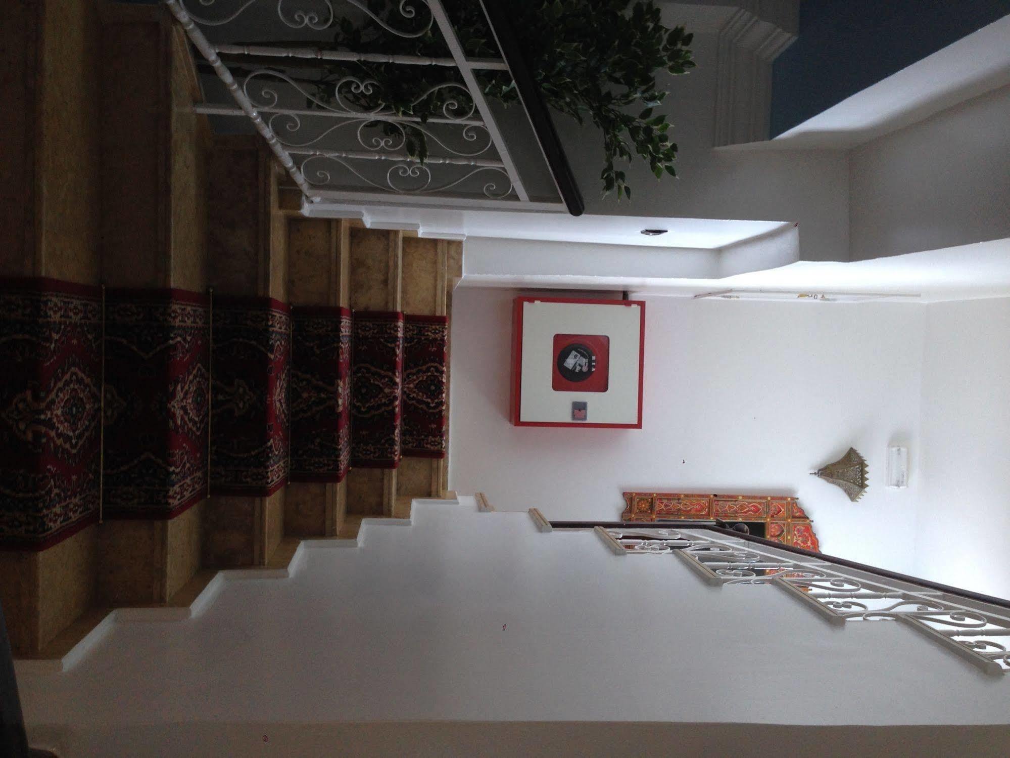 צ'פצ'אוונה Hotel Tarek מראה חיצוני תמונה