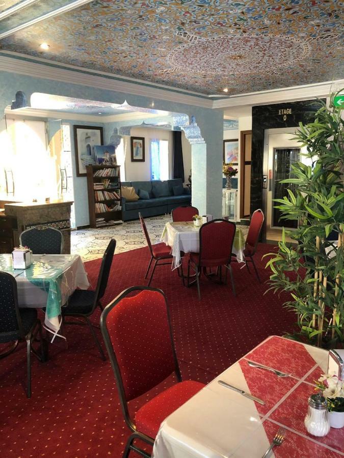 צ'פצ'אוונה Hotel Tarek מראה חיצוני תמונה