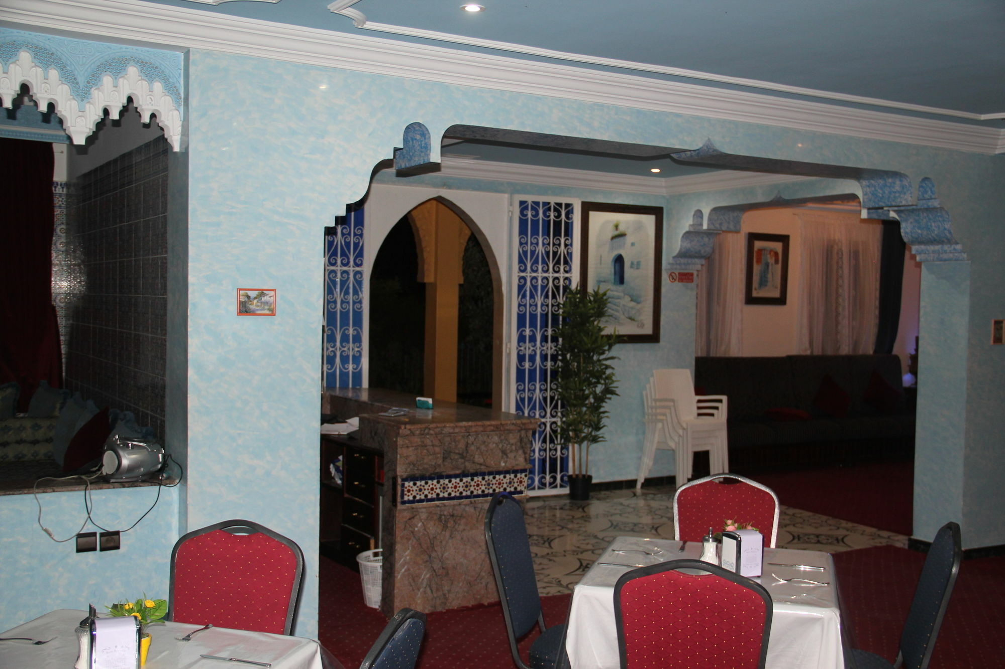 צ'פצ'אוונה Hotel Tarek מראה חיצוני תמונה